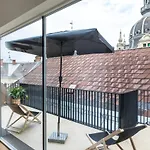 Beautiful Penthouse Right In The City Center