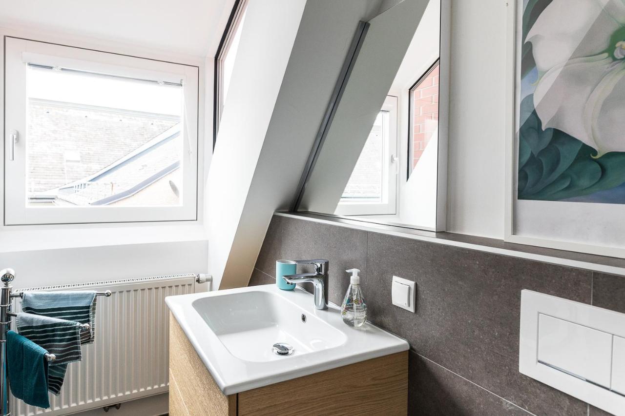 Beautiful Penthouse Right In The Center Apartment